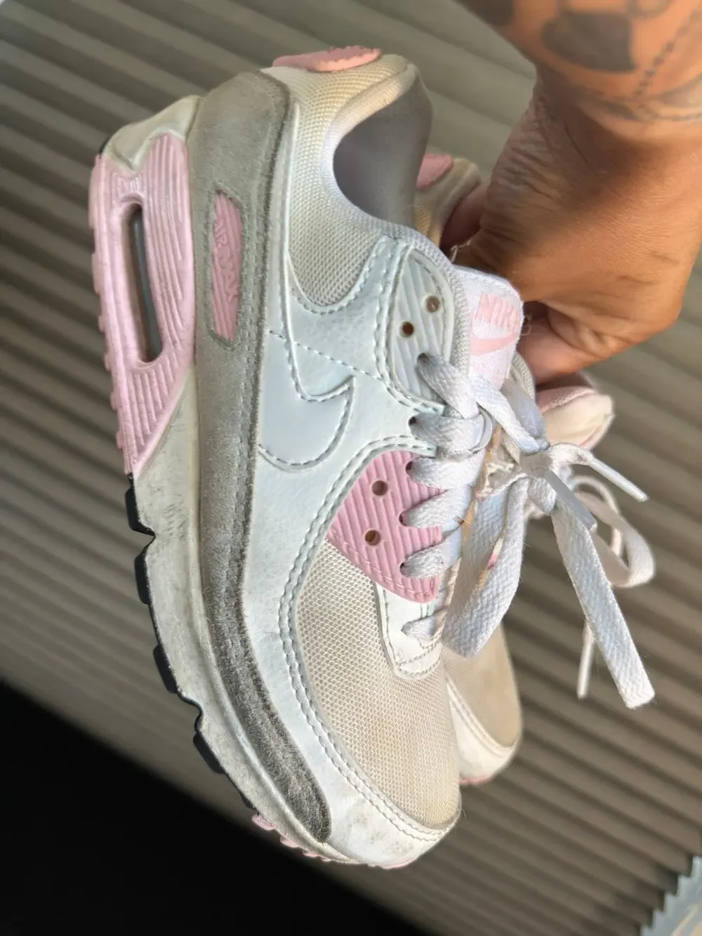 Nike Air Max 90 White Pink Sneakers Girls Size 6Y FN7489-100
